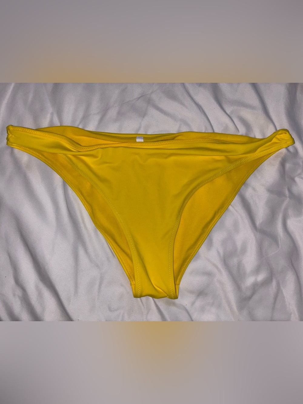 Athleta yellow bikini bottoms vibrant solid yellow color Size M medium